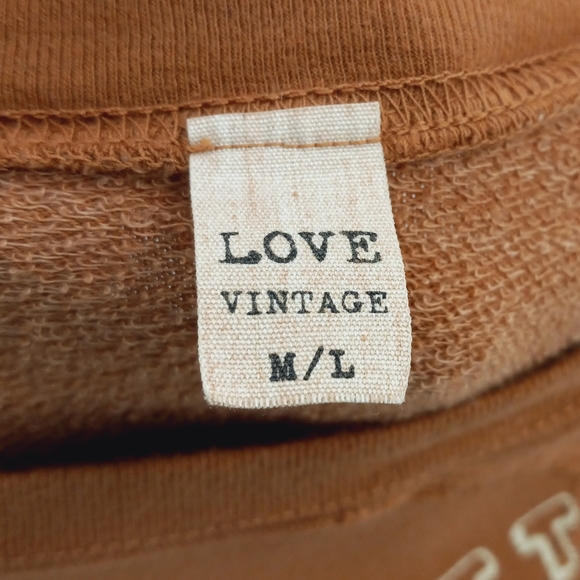 *SOLD* LOVE VINTAGE It's Better In The Desert Raw Rolled Hem Cropped Sweatshirt - Picture 6 of 10